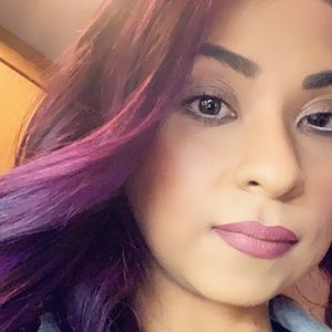 Meet your Posher, Adriana